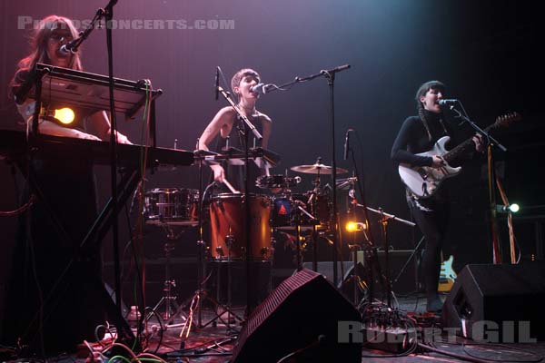 STEALING SHEEP - 2013-05-21 - PARIS - Le Trianon - Rebecca Hawley - Emily Lansley - Lucy Mercer